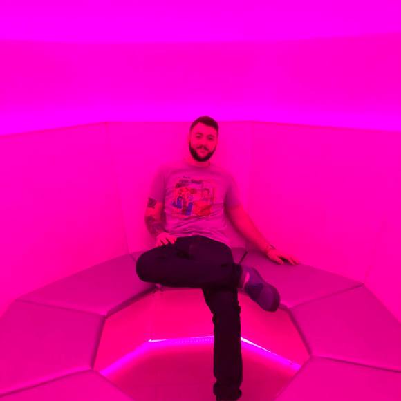 Meet your Posher, Ted - Picture 1 of 1